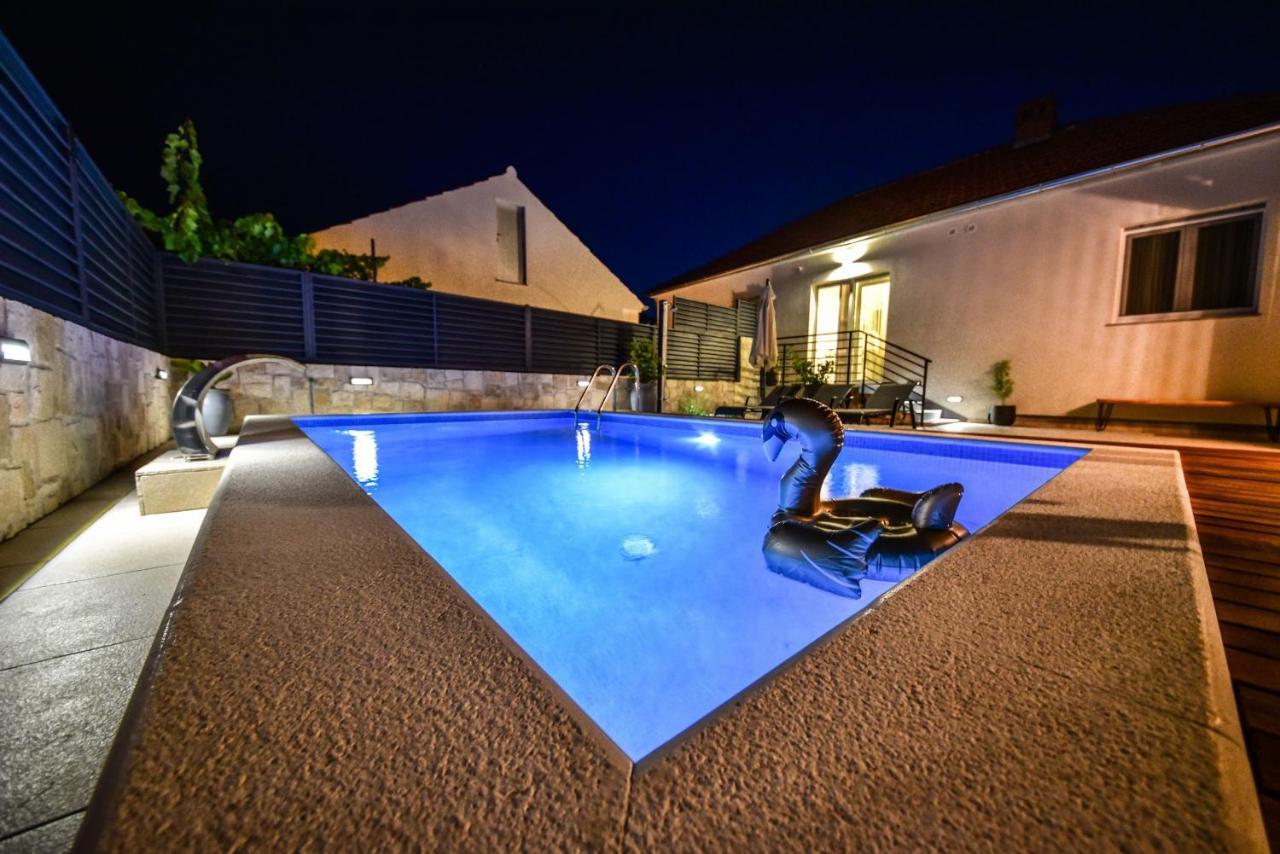 Villa Teuta Zadarvillas Εξωτερικό φωτογραφία