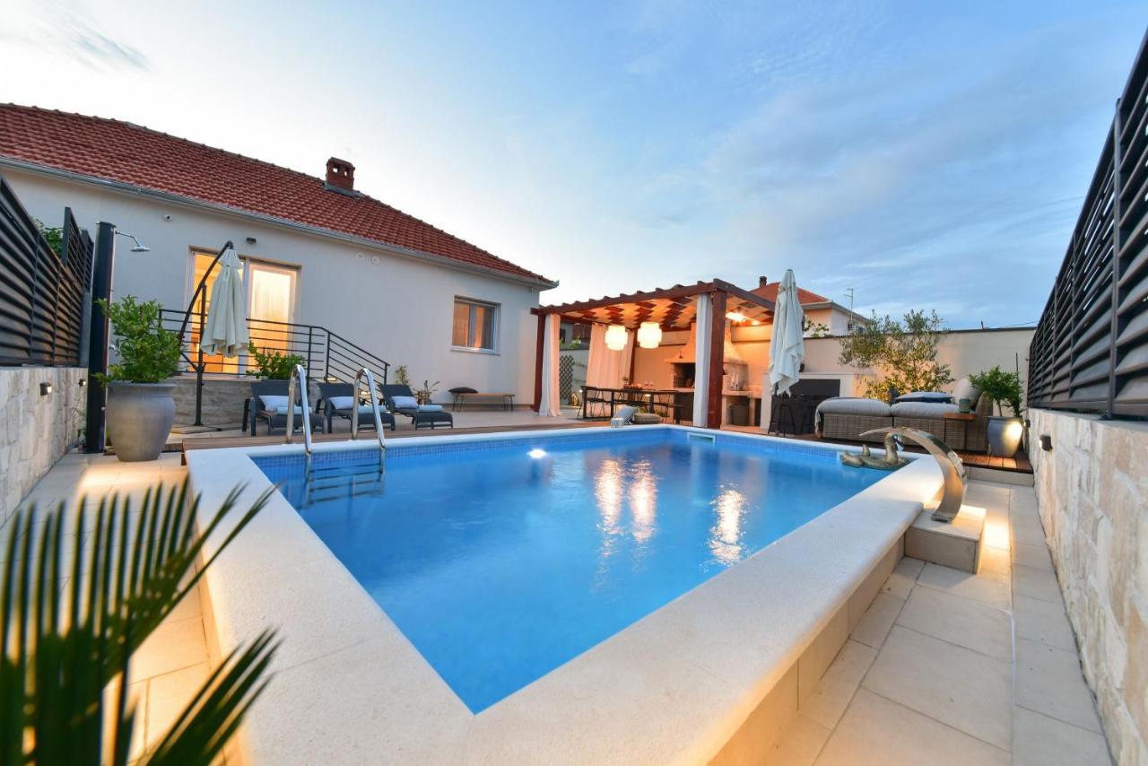 Villa Teuta Zadarvillas Εξωτερικό φωτογραφία